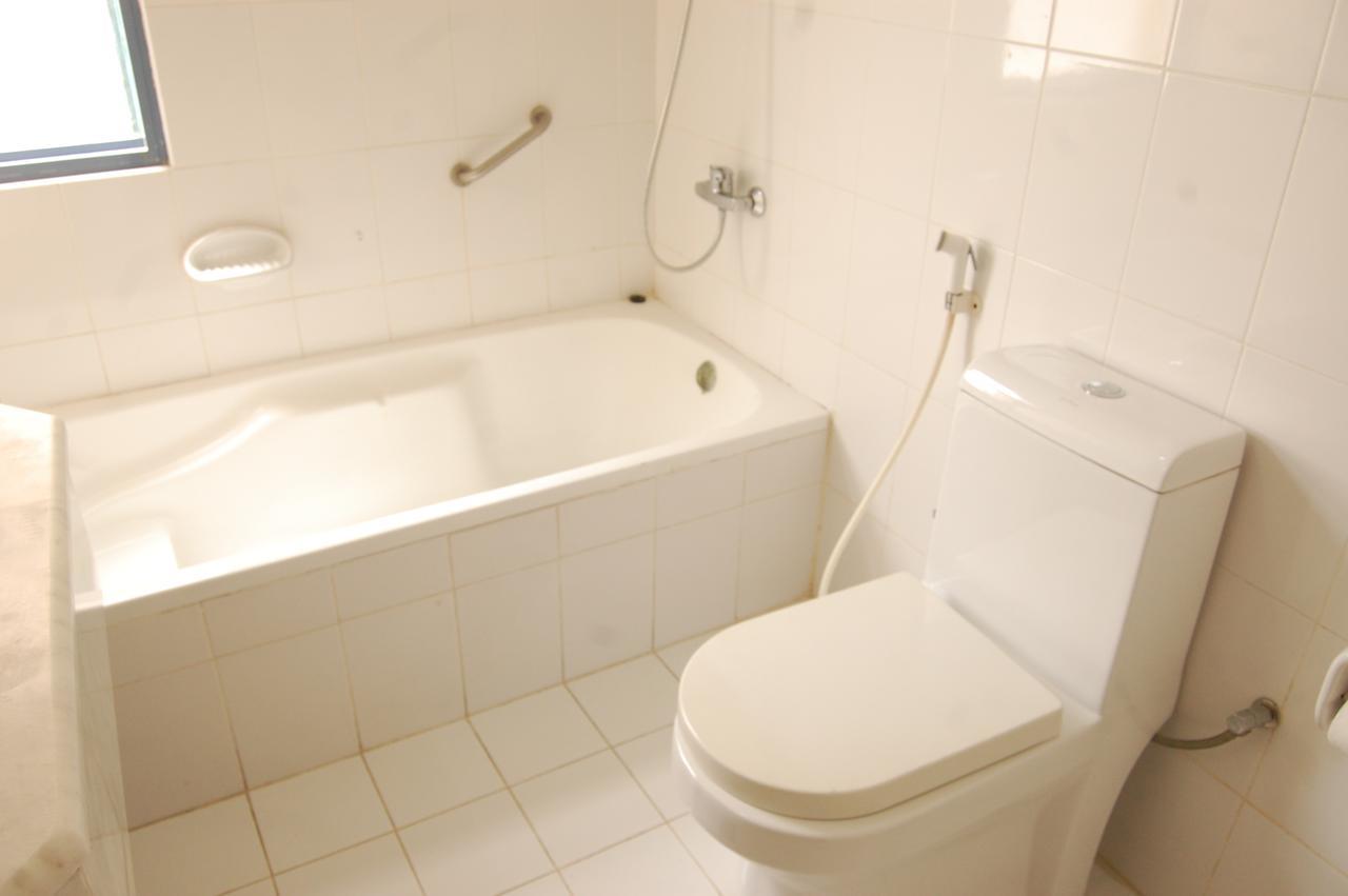 Al Amwaj Hotel 샤르자 외부 사진