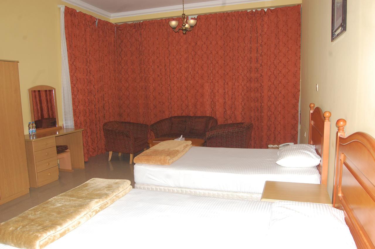 Al Amwaj Hotel 샤르자 외부 사진