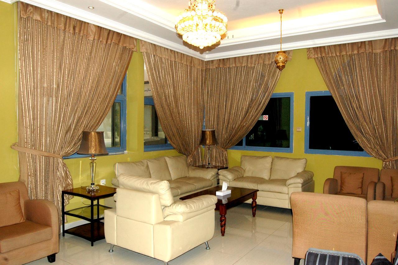Al Amwaj Hotel 샤르자 외부 사진