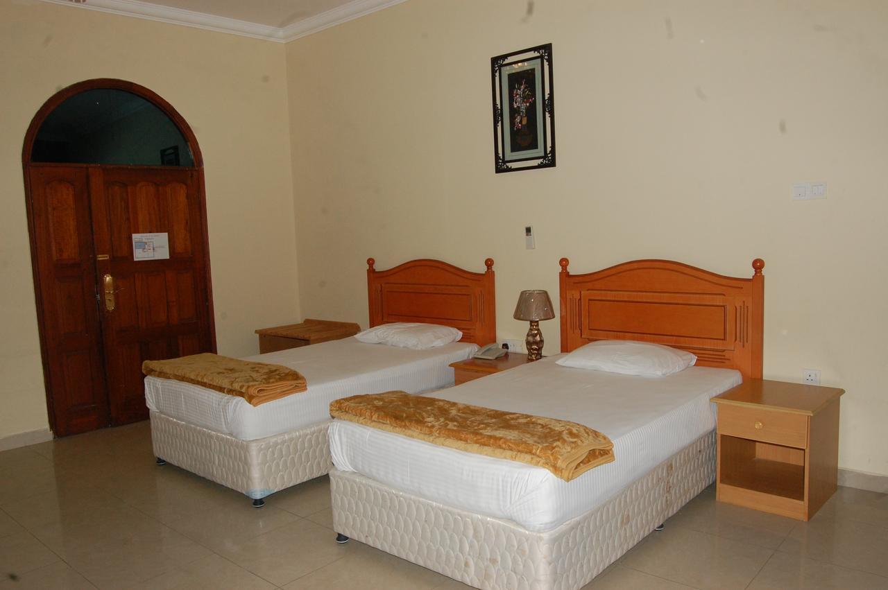 Al Amwaj Hotel 샤르자 외부 사진