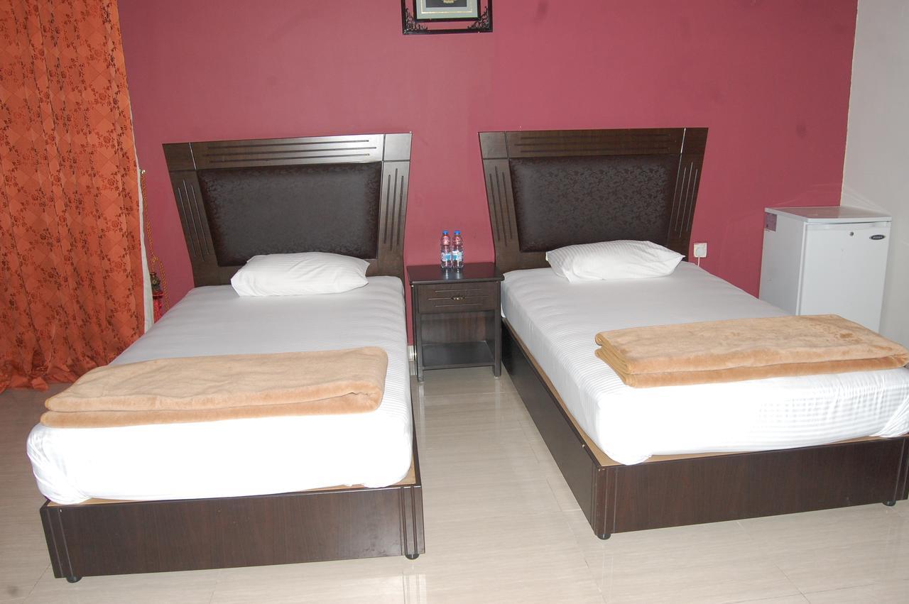 Al Amwaj Hotel 샤르자 외부 사진