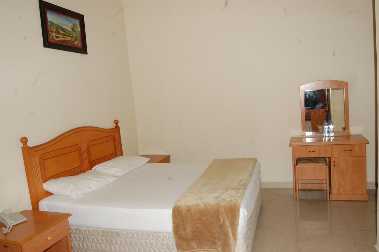 Al Amwaj Hotel 샤르자 외부 사진