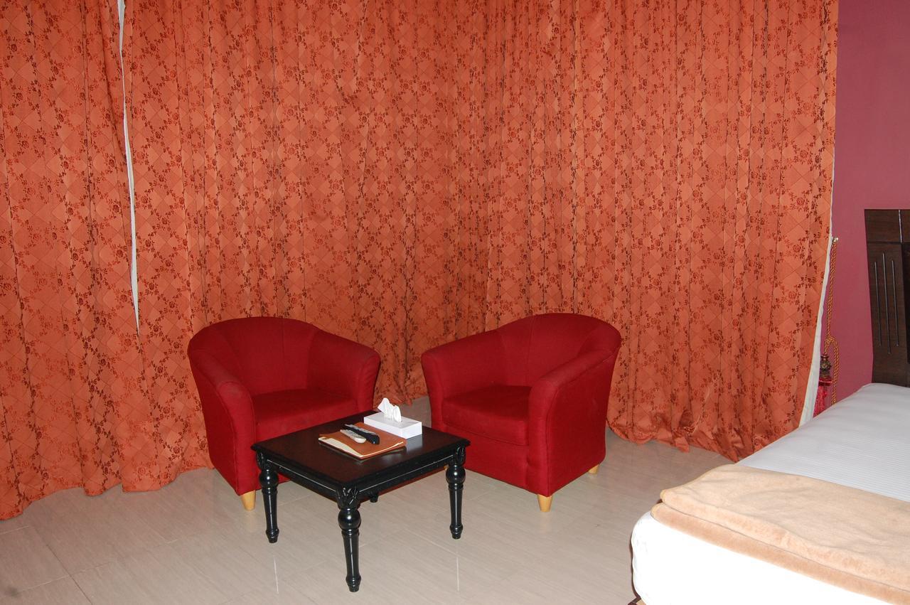 Al Amwaj Hotel 샤르자 외부 사진